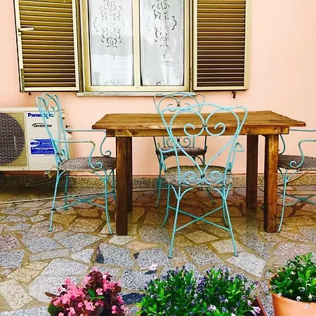 Casa Grazia Apartment *